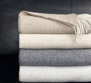 eikei wool throw blanket geo herringbone pattern oversized couch throw blanket fringe trim soft merino woolen afghan minimalist style lightweight machine washable (light beige, 55wx78l)