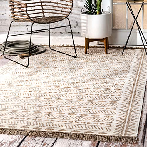 nuLOOM Angie Tribal Indoor/Outdoor Area Rug, 5' x 8', Beige