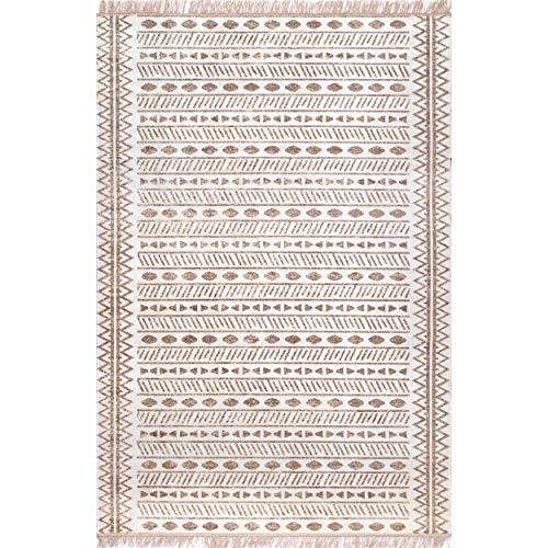 nuLOOM Angie Tribal Indoor/Outdoor Area Rug, 5' x 8', Beige