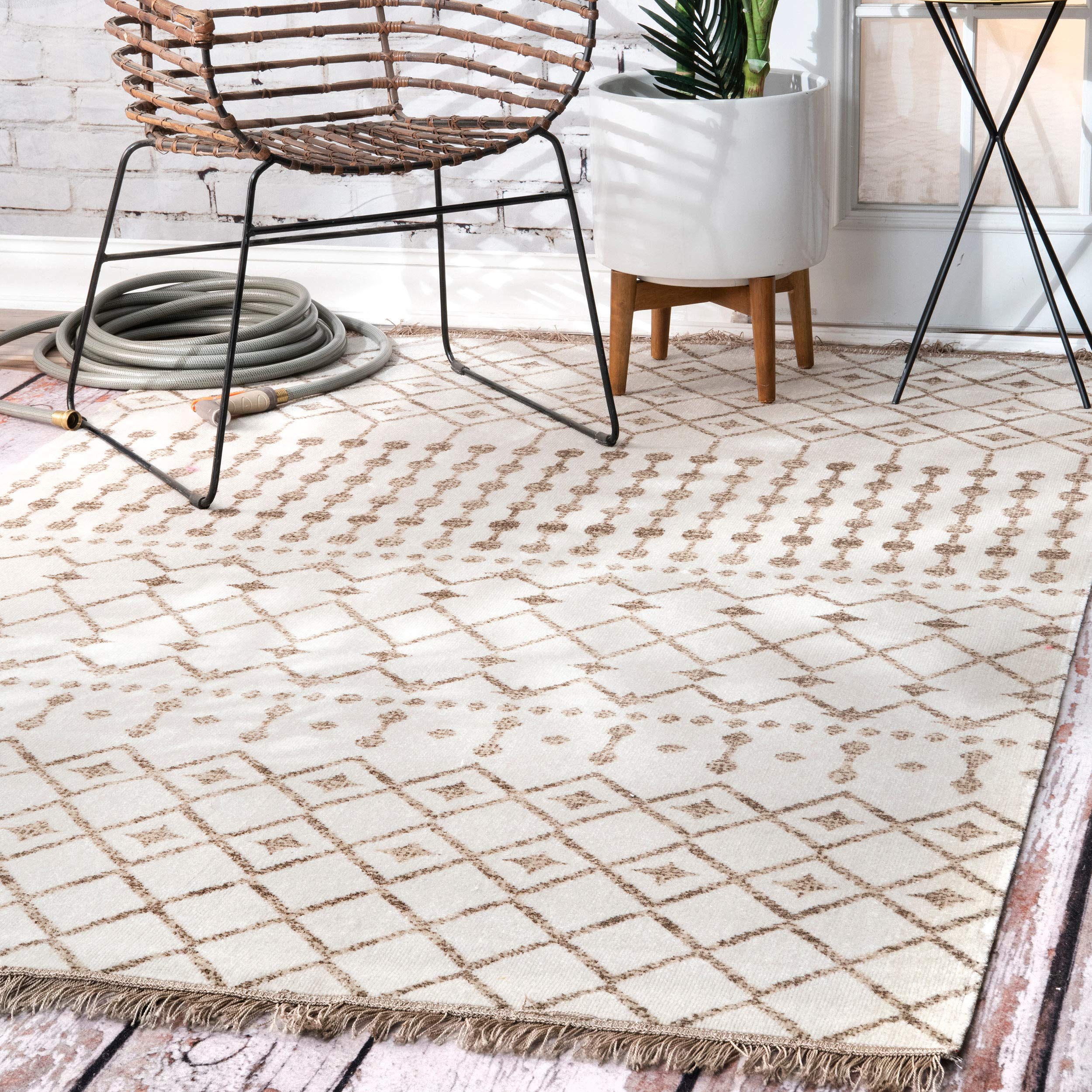 nuLOOM Rosalie Trellis Indoor/Outdoor Area Rug, 5' x 8', Beige