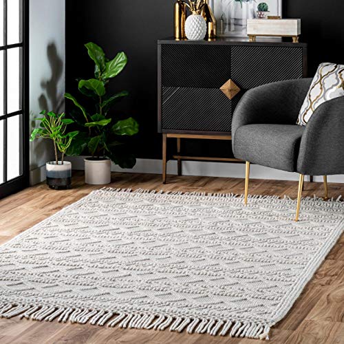 nuLOOM Tabatha Tassel Wool Area Rug, 7' 6" x 9' 6", Cream