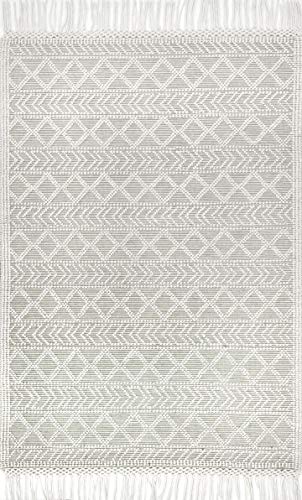 nuLOOM Tabatha Tassel Wool Area Rug, 7' 6" x 9' 6", Cream