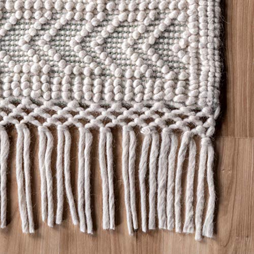 nuLOOM Tabatha Tassel Wool Area Rug, 5' x 8', Cream