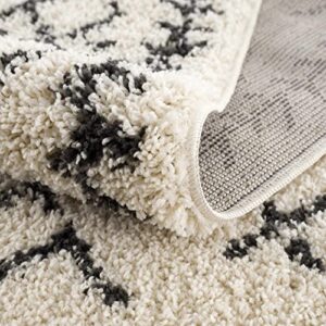 Hauteloom Berber Shag - Godalming Farmhouse Living Room Bedroom Area Rug with Tassel - Fluffy Plush High Pile Carpet - Soft Shaggy Rug, Moroccan Trellis - White, Beige, Cream, Black - 5'3" x 7'3"