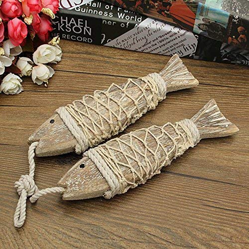 Set of 2 Hanging Vintage Wooden Fish Wall Sculpture Decor 8''H Hand Carved Nautical Decorated Mediterranean Style Distressed Look Wood Fishing Home Decoration Nautical Beach Themed Wall Ornament