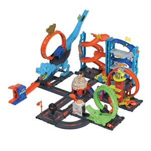 Hot Wheels Toy Car Track Set City Transforming Race Tower, Single to Dual-Mode Racing, with 1:64 Scale Car