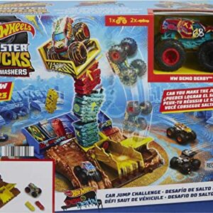 Hot Wheels Monster Trucks Arena Smashers Demo Derby Car Jump Challenge, Demo Derby Toy Truck in 1:64 Scale & 2 Crushable Cars