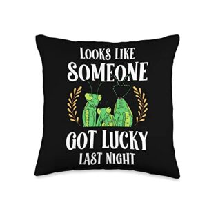 praying mantis gift for men bug catcher entomology looks like someone got lucky last night praying mantis throw pillow, 16x16, multicolor