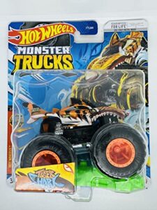 hot wheels monster trucks - tiger shark - monster trucks live 2/8 - 2023 mix 2 1:64 scale