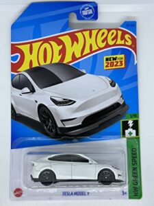 hot wheels - tesla model y - white - hw green speed - 2023 - mint/nrmint ships bubble wrapped in a box