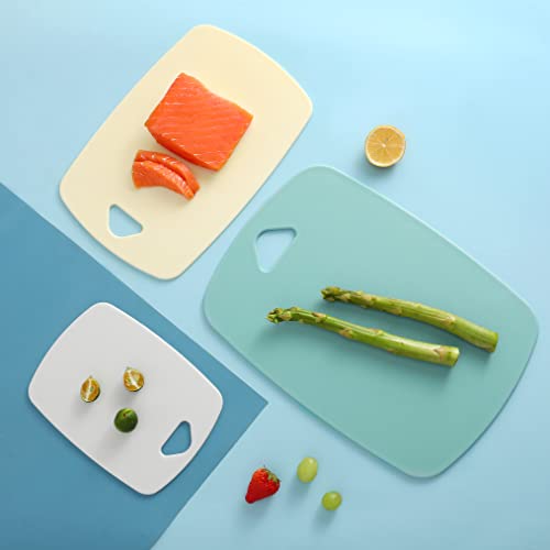 Uaniar Cutting Boards for Kitchen, Plastic Large Cutting Board Set of 3, Dishwasher Safe Chopping Board for Meat, Vegetables and Fruits, Easy Grip Handle, Non-Slip, Multi Color