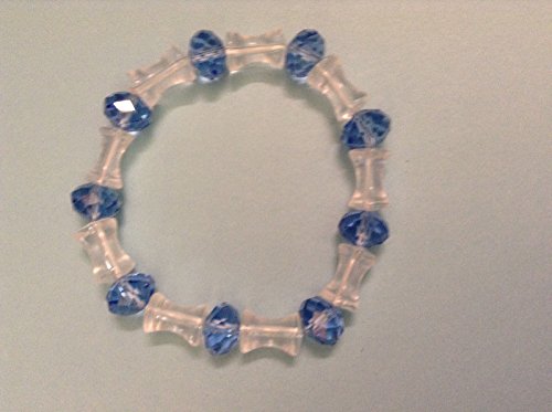 Crystal clear plastic beaded style bracelet 7"Adjustable each bracelets $6.99