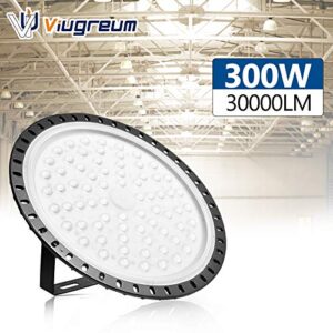 Viugreum 300W UFO LED High Bay Light, 30000LM 6500K Daylight White Ultra Thin LED Warehouse Lighting, IP65 Waterproof Commercial Bay Lighting for Garage Barn Workshop Gym