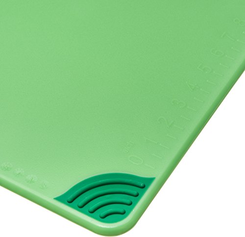 San Jamar Saf-T-Grip Plastic Cutting Board with Safety Hook, 18" x 24" x 0.5", Green