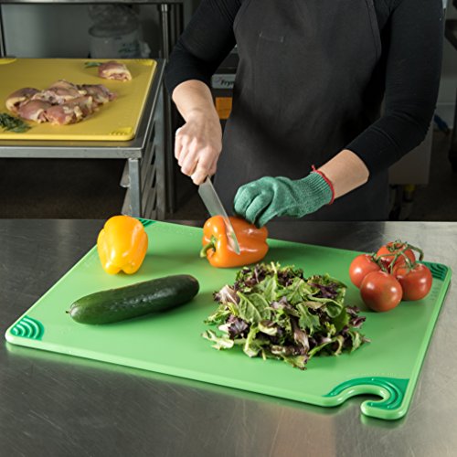 San Jamar Saf-T-Grip Plastic Cutting Board with Safety Hook, 18" x 24" x 0.5", Green