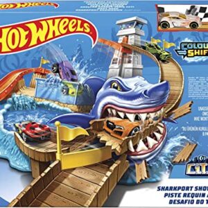 Hot Wheels Toy Car Track Set, Color Shifters Sharkport Showdown with 1 Color Shifters 1:64 Scale Car