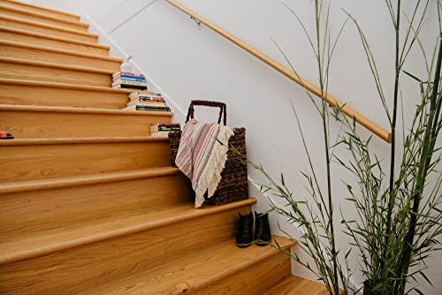 Creative Co-Op Woven BacBac Leaf Stair Basket, Natural