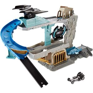 Hot Wheels and DC Universe Team Up to Fight Crime for 48 months to 120 months, with the Ultimate Batcave Playset! [Amazon Exclusive]