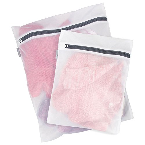 iDesign Mesh Laundry Bags with Built in Zipper for Cleaning Delicates– Set of 2, 1 Medium and 1 Large Bag, White