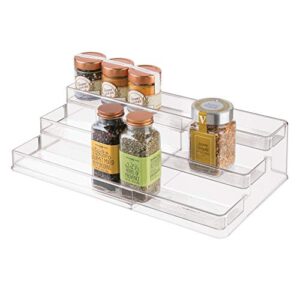 idesign 64140 idesign linus plastic expandable multi-level spice rack, 3-tiered customizable organizer for kitchen, bathroom, office cabinet and countertop, 26.29" x 9.50" x 4.11" extended, clear