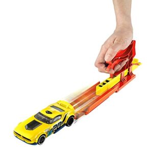hot wheels fvm09 pocket launcher playset with car, multicoloured