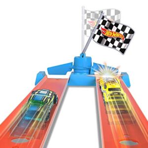 Hot Wheels Toy Car Track Set Drag Strip Champion with 1:64 Scale Car, Head-To-Head Racing, Connects to Other Sets