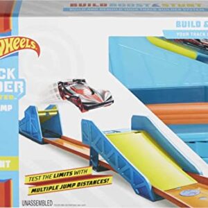 Hot Wheels Track Builder Unlimited Long Jump Pack, Plyset with 13 Component Parts & 1:64 Scale Toy Car