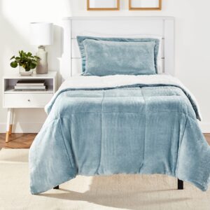 amazon basics ultra-soft micromink sherpa comforter bed set, twin, tide pool blue
