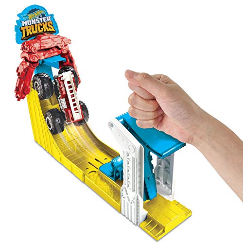 Hot Wheels Monster Trucks Big Air Breakout Play Set with 5 Alarm 1:64 Scale Die-Cast Metal Body Monster Truck 4 Plastic Crushed Cars 1 Slam Launcher and Ramp for Vertical Crashing Complete Gift