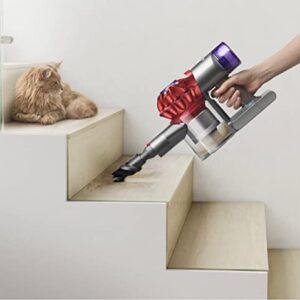 Dyson V8 fluffy