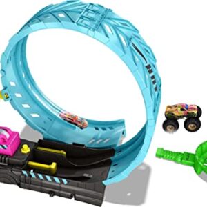 Hot Wheels Monster Trucks Glow in The Dark Epic Loop Challenge Playset with Launcher, Ramp & Giant Loop, Includes 1 1:64 Scale Die-Cast Truck & 1 Car, Toy Gift for Kids 4 to 8 Years Old