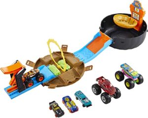 hot wheels monster trucks stunt tire playset with 3 toy monster trucks & 4 hot wheels toy cars in 1:64 scale [amazon exclusive]