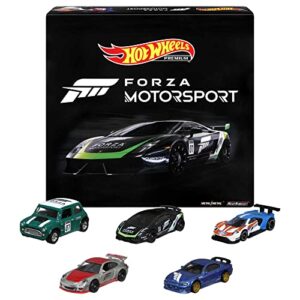 hot wheels forza 5-pack of toy video game race cars, 1:64 scale with authentic details & realistic decos, gift for collectors & kids 3 years & up [amazon exclusive]
