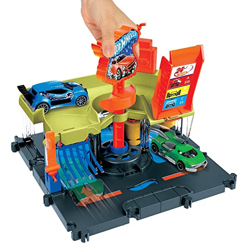 Hot Wheels City Toy Car Track Set Downtown Express Car Wash Playset with 1:64 Scale Car, Foam Roller & Drying Flaps