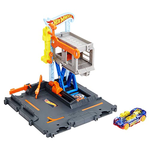 Hot Wheels City Toy Car Track Set Downtown Repair Station Playset with 1:64 Scale Vehicle, Working Lift & Launcher