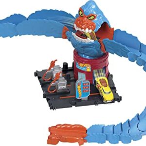 Hot Wheels Toy Car Track Set City Wreck & Ride Gorilla with 1:64 Scale Car, 3.3-Ft Long Track, Connects to Other Sets