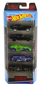 hot wheels batman 5-pack, set of 5 batman-themed toy cars in 1:64 scale (styles may vary)
