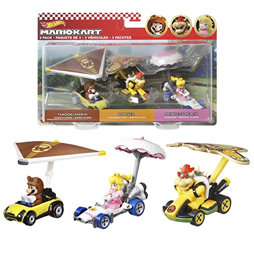 Hot Wheels Mario Kart Vehicle 3-Pack Set of Toy Cars with Gliders Inspired by Tanooki Mario, Princess Peach and Bowser