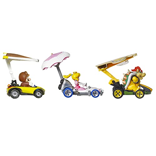 Hot Wheels Mario Kart Vehicle 3-Pack Set of Toy Cars with Gliders Inspired by Tanooki Mario, Princess Peach and Bowser