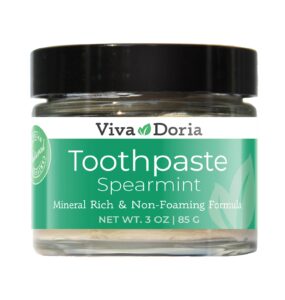 viva doria fluoride free natural mineralizing toothpaste - spearmint (3 oz glass jar)