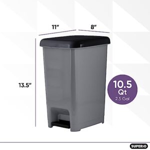 Superio Small 2.5 Gallon Plastic Trash Can with Swing Top Lid, Waste Bin for Under Desk, Office, Bedroom, Bathroom- 10 Qt, Beige/Brown (Grey/Black, Step On)