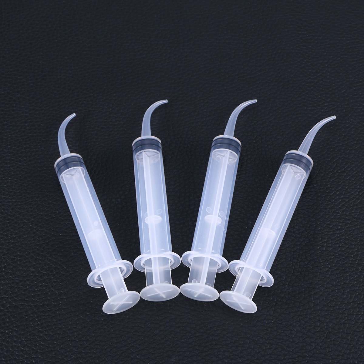 4pcs Disposable Dental Irrigation Syringe with Curved Tip Colostrum Syringes for Dental Care