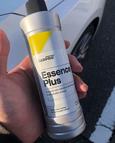 CARPRO Essence Plus Non-Abrasive Gloss Agent, SiO2, Blend of Ceramic Coat Repair Agents, High Gloss Quartz Resins, and Hydrophobic Nanoparticles for Repairing Durable Ceramic Coatings - 250ml (8oz)