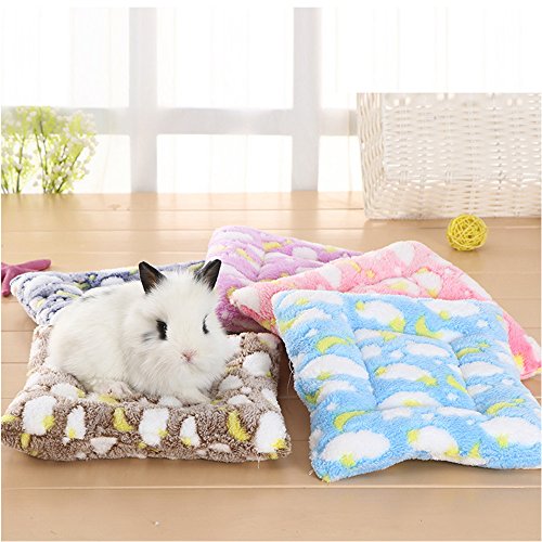 FLAdorepet Small Animal Guinea Pig Hamster Bed House Winter Warm Squirrel Hedgehog Rabbit Chinchilla Bed Mat House Nest Hamster Accessories (Medium,Random)