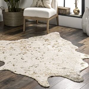 nuLOOM Iraida Contemporary Faux Cowhide Area Rug, 5' 9" x 7' 7", Off-white