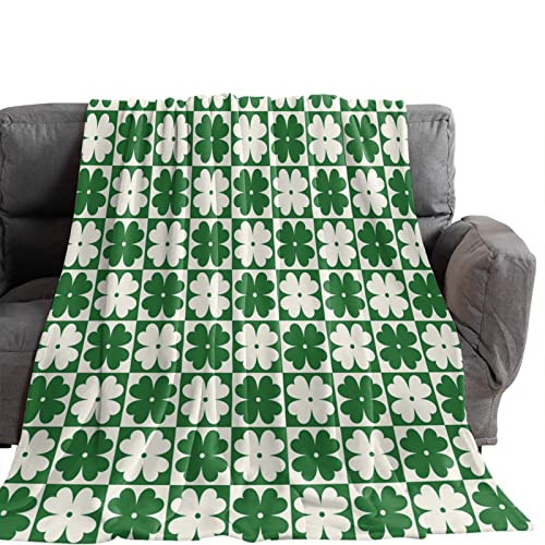 Luxury Extra Soft Throw Blanket St. Patrick's Day Clover Pattern Flannel Fleece Reversible Blankets Weighted Super Warm Cozy Couch Blanket 40x50Inches