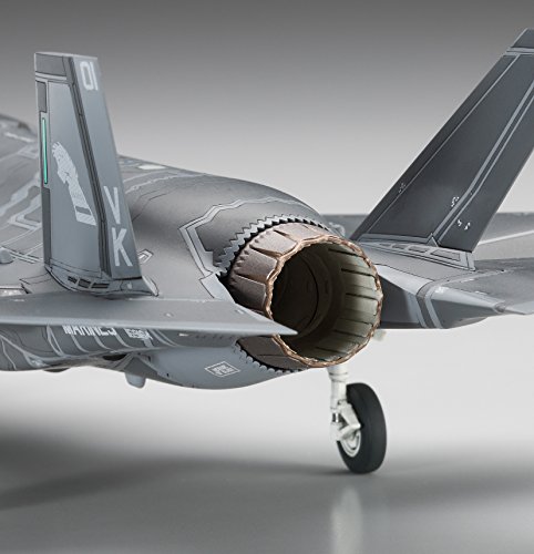 Hasegawa HAE46 F-35 Lightning II B Version US Marine Model Kit, 1:72 Scale