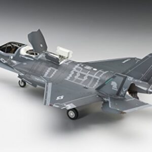 Hasegawa HAE46 F-35 Lightning II B Version US Marine Model Kit, 1:72 Scale