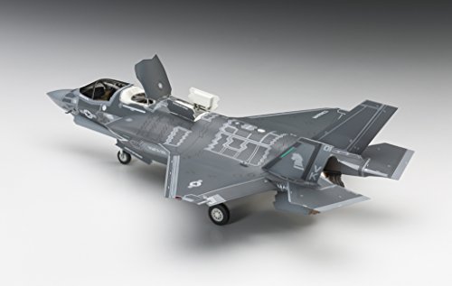 Hasegawa HAE46 F-35 Lightning II B Version US Marine Model Kit, 1:72 Scale