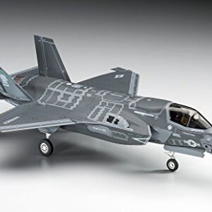 Hasegawa HAE46 F-35 Lightning II B Version US Marine Model Kit, 1:72 Scale